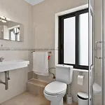 Luxury 110m From The Sea, Balluta Bay, *