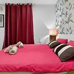 Luxury 110m From The Sea, Balluta Bay, Appartement *