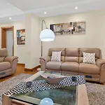 아파트 Luxury 110m From The Sea, Balluta Bay, 슬리에마