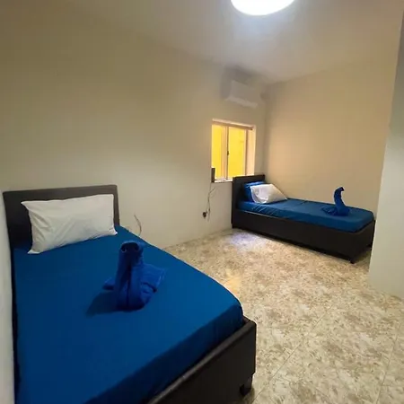 Apartman Luxury 110m From The Sea, Balluta Bay, *
