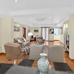 Luxury 110m From The Sea, Balluta Bay,